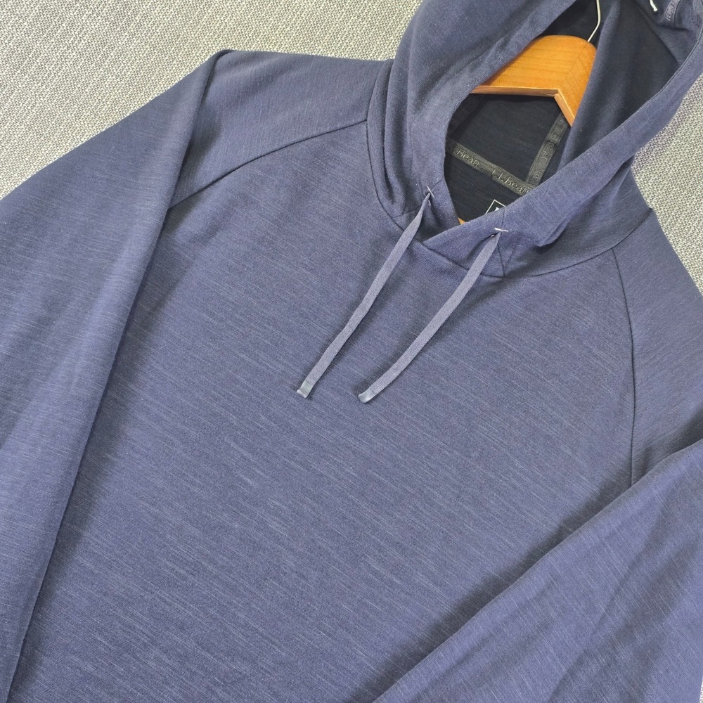 LL Bean Slightly Fitted Hoodie Mens XLT Tall Insulated Navy Blue Pullover Casual